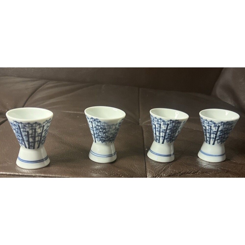 Japanese Arita Ware 4 Sake Tea Cups Made in Japan Porcelain Cup Glass